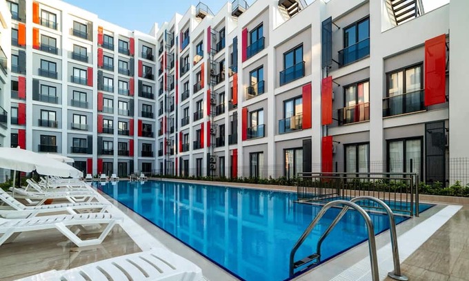 Kepez Apartment | Vacation Residence w Pool 5 min to Mall of Antalya