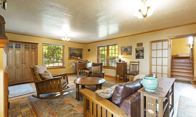 University District House | Stunning Craftsman-era house in the tree-line University District near downtown