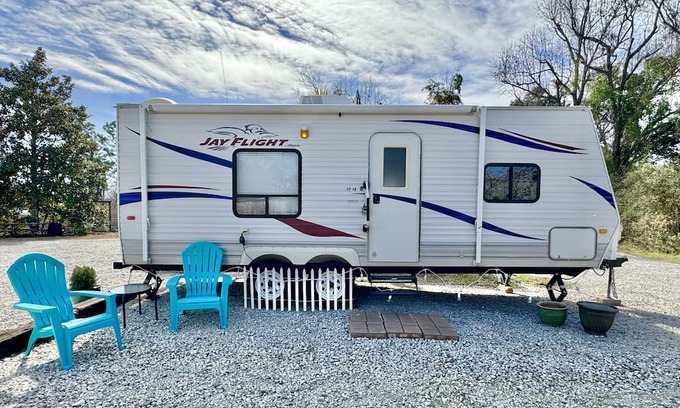 Morehead City House | Coastal Camper Hideaway, Pet-friendly