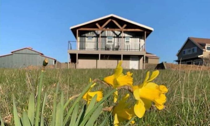 Warren Apartment | Secluded Luxury Escape 30 Minutes From Portland