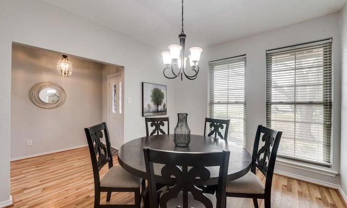 Trophy Club House | Bright & Spacious 4BR - Foosball Table!