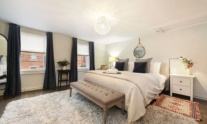 Central Northside House | Off-Street Parking, King Bed, Amazing War Streets!