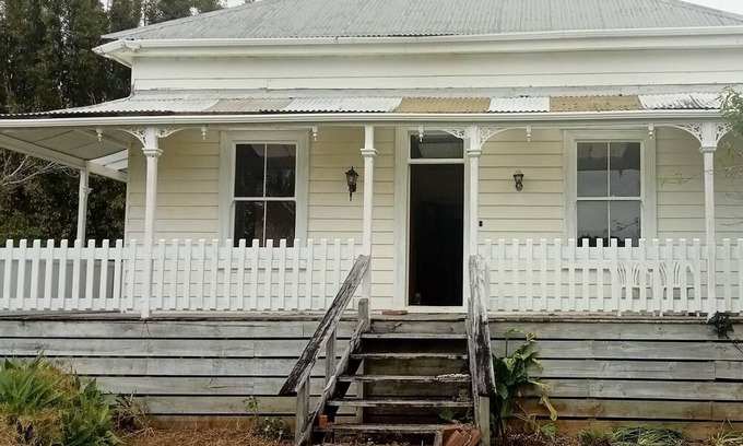 Colville Other | Colville Village opposite iconic Colville Store and cafe beside tennis court