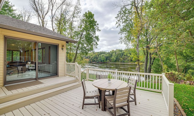 St. Cloud House | Mississippi River Home 8 Mi to Dtwn St Cloud!