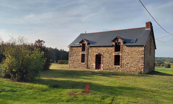 Comblessac House | Ker Yvonne" family home, peace & nature in Brocéliande