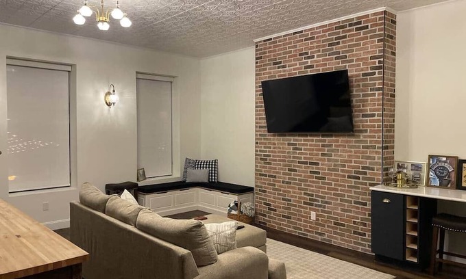 Wheeling Apartment | Historic Market Plaza Apartment