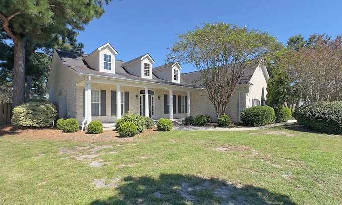 Leland House | Magnolia House -3/3 for extended stays!