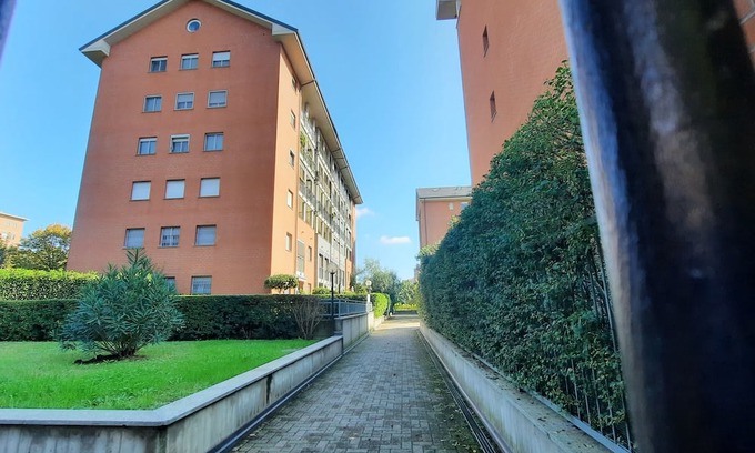 Binda Apartment | Romantic attic Navigli area - free garage near M2 subway