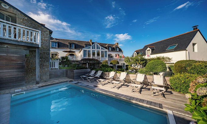La Trinite-sur-Mer Villa | Villa Kerisper - Sleeps 45