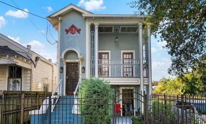 Milan House | Spacious Full Duplex 8 Bedrooms for 20