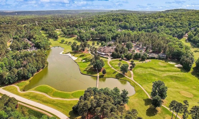 Chapel Hill House | Hatteras Cottage at Governor's Club