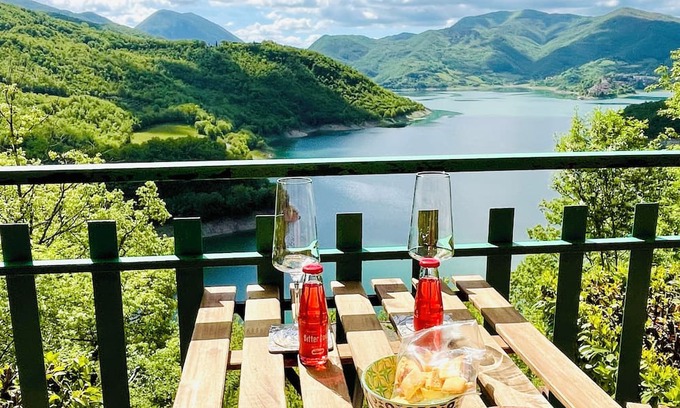 Rocca Sinibalda Apartment | Cosy 2-bedroom apartment with AC in Valle Verde, Lago del Turano