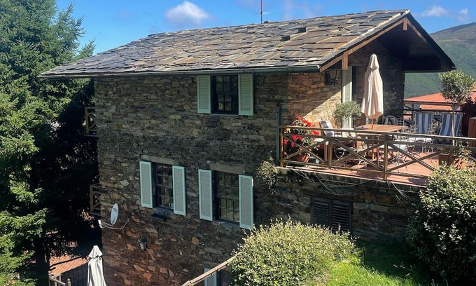 Seia Cottage | Mountain House