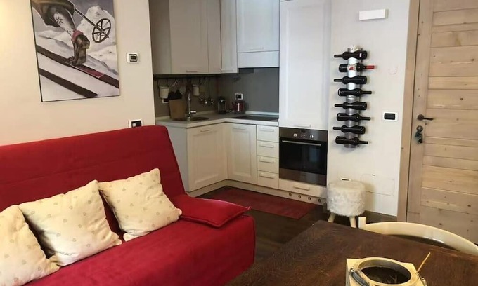 Champoluc Apartment | Alp Chic in Champoluc - comfort and style at a stone's throw from everything