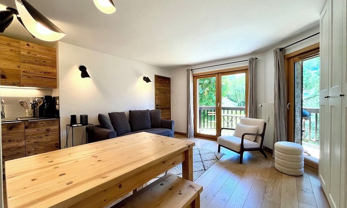 Megeve Apartment | Apartment with balcony in the heart of Megève