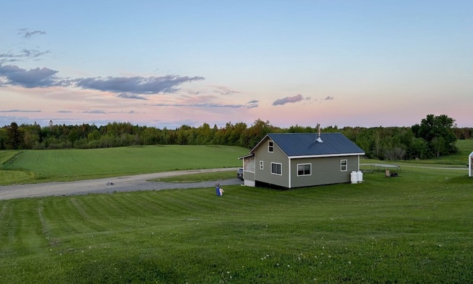 Aroostook House | Charming 3-bdrm cabin in Bridgewater. Sits on a farm right on Canadian border