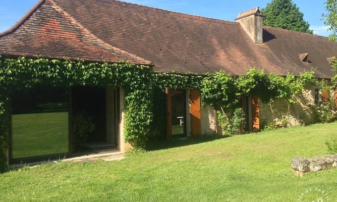 Liorac-sur-Louyre House | Typical Périgord residence in a 2 ha wooded park