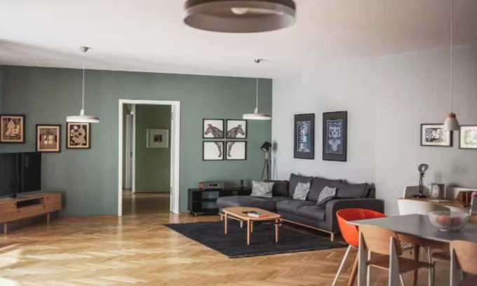 Mitte Apartment | Experience Refined Living in a Fully Renovated Berlin-Mitte Residence