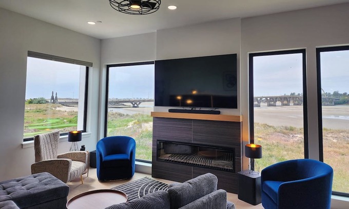 Waldport House | Spectacular Bridge and Bay Views! Bayfront, Hot Tub, Dog Friendly, Fireplace!