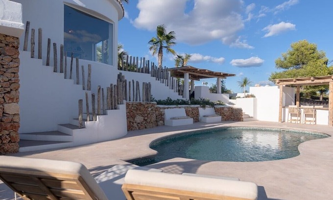 Benimeit House | Casa Bonita: Ibizan-style villa