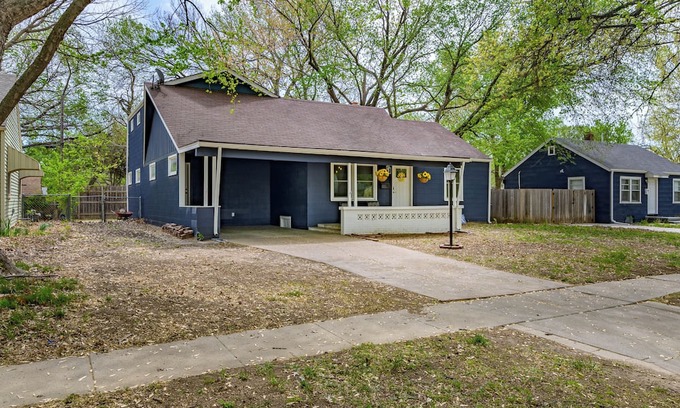 Wichita House | Entire 3 bedroom 2 bathroom in Wichita, KS