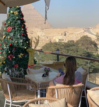 Giza Hotel | PAPYRUS GIZA PYRAMIDS INN